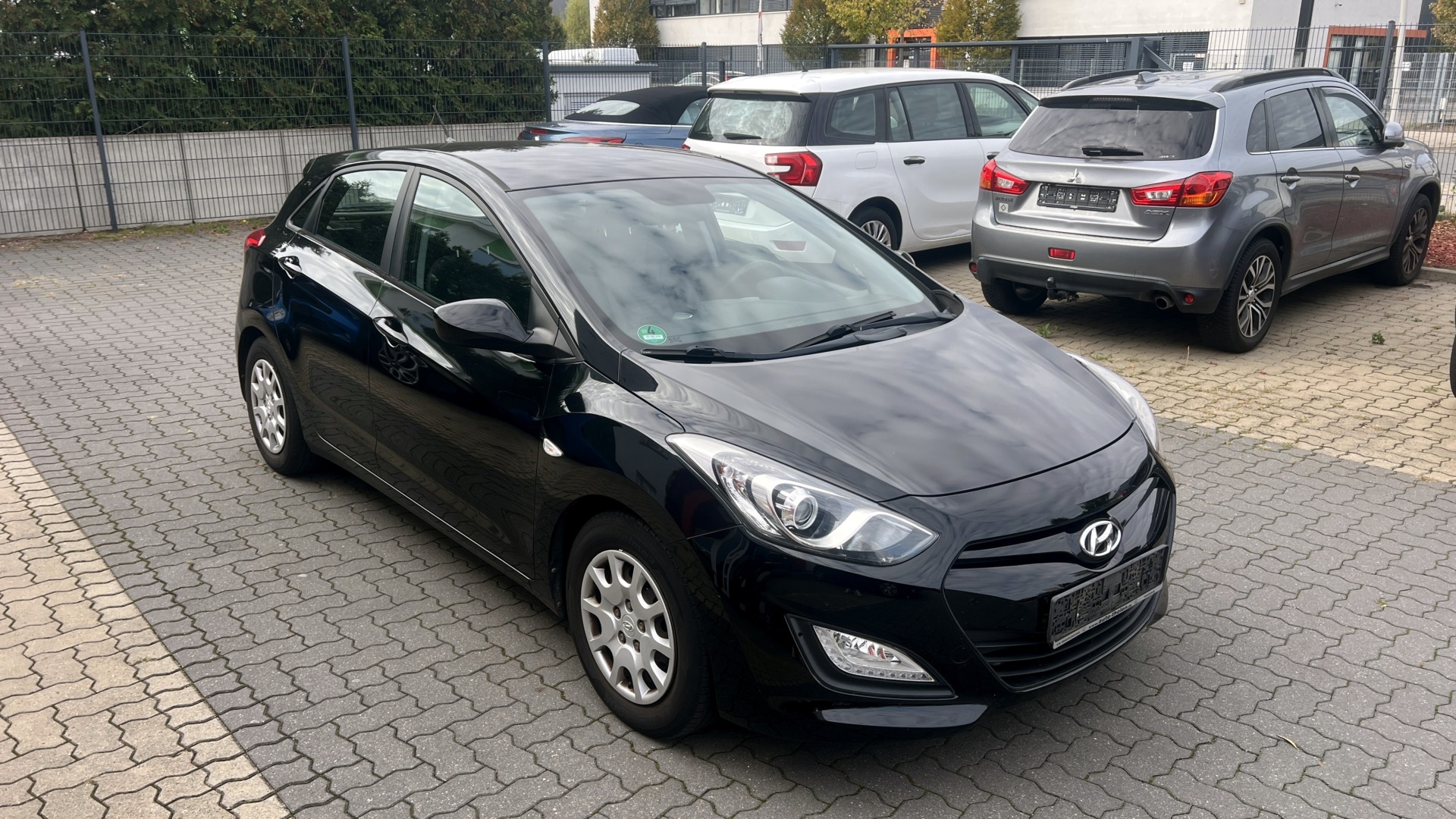 Hyundai I30 | Fwd (Przód) | Manualna | 99 Km | Czarny