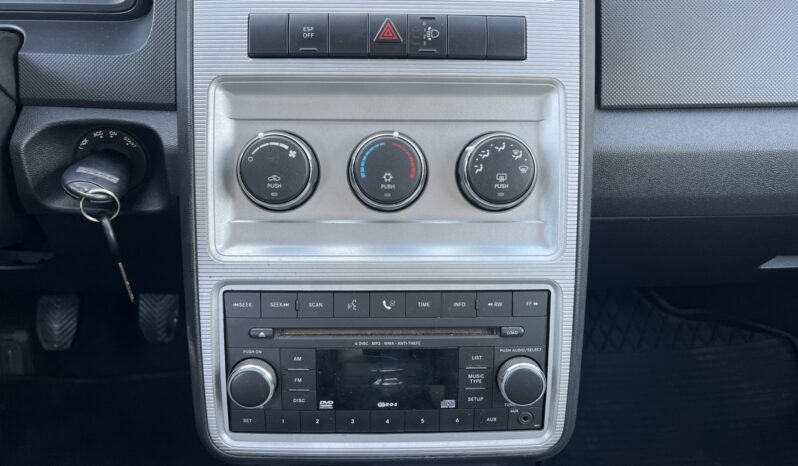 Dodge Journey | FWD (przód) | Manualna | 140 KM | Bordowy full