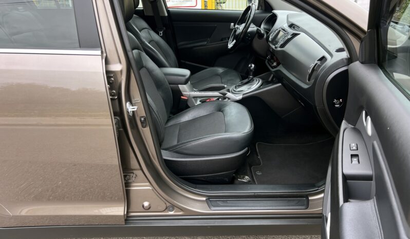 Kia Sportage | FWD (przód) | Manualna | 166 KM | Brązowy full
