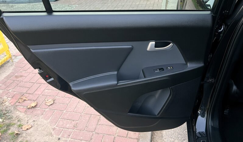 Kia Sportage | 4×4 (doł. automatycznie) | Manualna | 136 KM | Czarny full