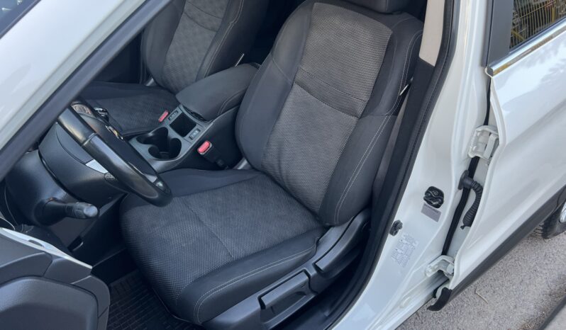 Nissan Qashqai | FWD (przód) | Manualna | 110 KM | Biały full