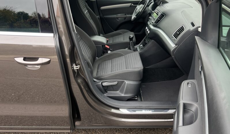 Volkswagen Sharan | FWD (przód) | Manualna | 140 KM | Brązowy full