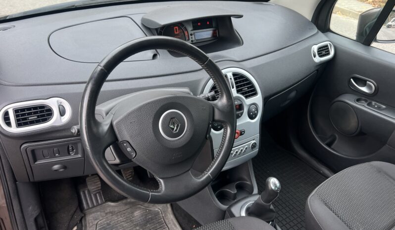 Renault Modus | FWD (przód) | Manualna | 101 KM | Brązowy full