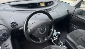 Renault Grand Espace | FWD (przód) | Automatyczna | 178 KM | Srebrny full