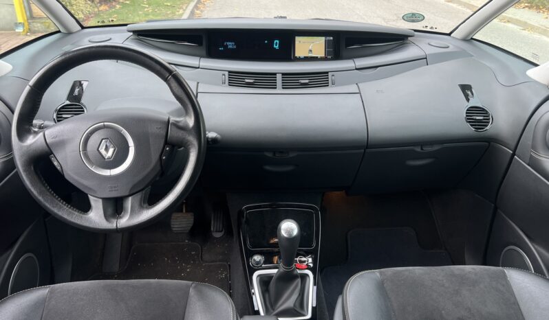 Renault Grand Espace | FWD (przód) | Automatyczna | 178 KM | Srebrny full