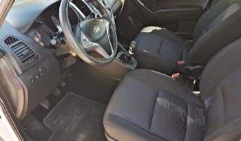 Hyundai ix20 | FWD (przód) | Manualna | 90 KM | Srebrny full