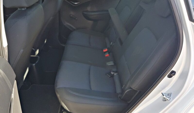 Hyundai ix20 | FWD (przód) | Manualna | 90 KM | Srebrny full