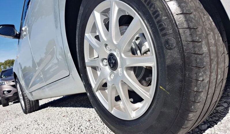 Hyundai ix20 | FWD (przód) | Manualna | 90 KM | Srebrny full