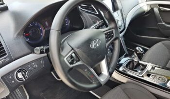 Hyundai i40 | FWD (przód) | Manualna | 136 KM | Srebrny full
