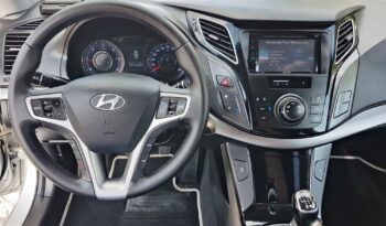 Hyundai i40 | FWD (przód) | Manualna | 136 KM | Srebrny full