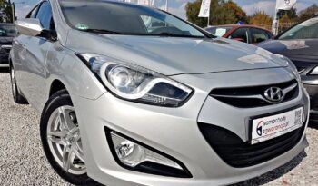 Hyundai i40 | FWD (przód) | Manualna | 136 KM | Srebrny full