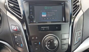 Hyundai i40 | FWD (przód) | Manualna | 136 KM | Srebrny full