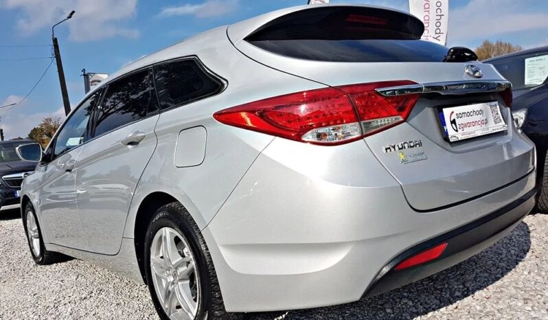 Hyundai i40 | FWD (przód) | Manualna | 136 KM | Srebrny full