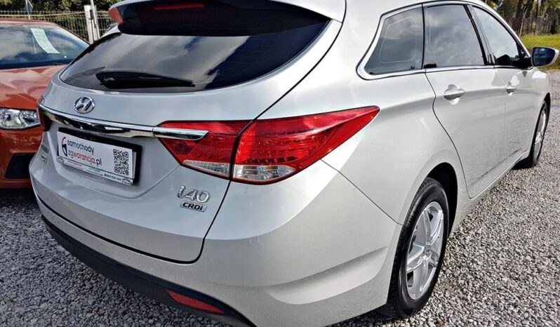 Hyundai i40 | FWD (przód) | Manualna | 136 KM | Srebrny full