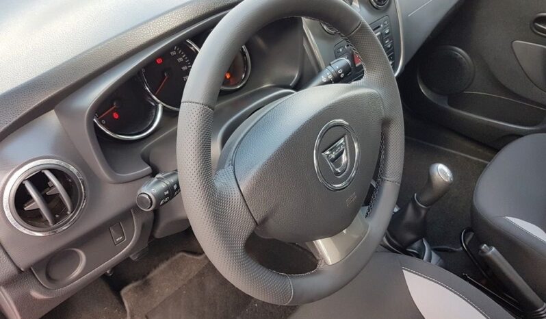 Dacia Sandero Stepway | FWD (przód) | Manualna | 90 KM | Bordowy full