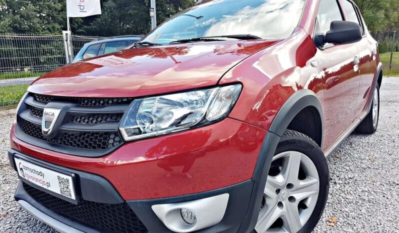 Dacia Sandero Stepway | FWD (przód) | Manualna | 90 KM | Bordowy full