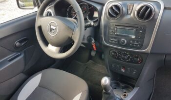 Dacia Sandero Stepway | FWD (przód) | Manualna | 90 KM | Bordowy full
