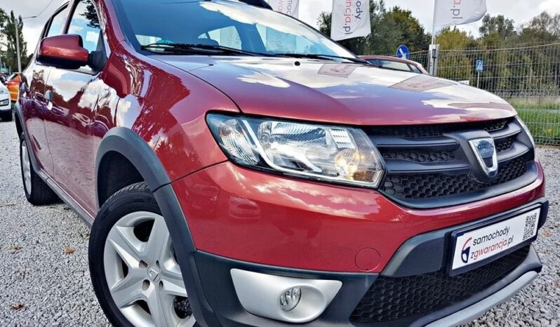 Dacia Sandero Stepway | FWD (przód) | Manualna | 90 KM | Bordowy full