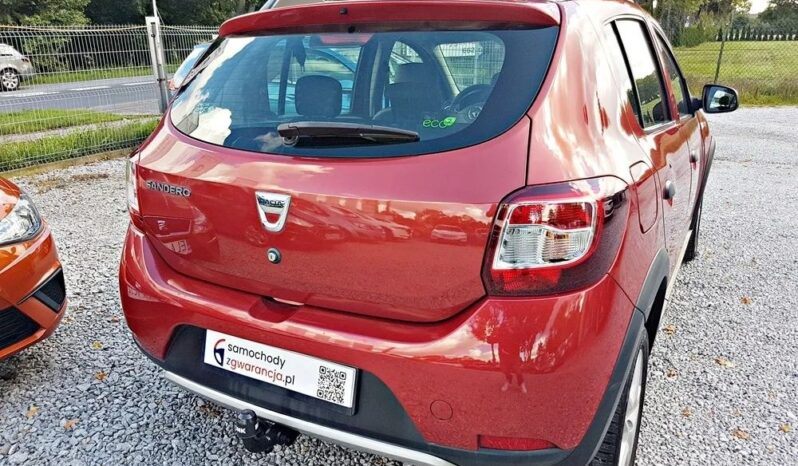 Dacia Sandero Stepway | FWD (przód) | Manualna | 90 KM | Bordowy full