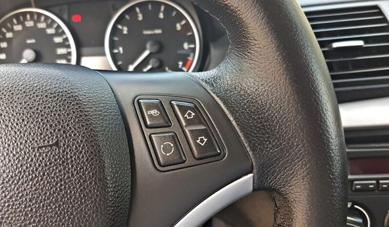 BMW Seria 1 | RWD (tył) | Manualna | 143 KM | Czarny full