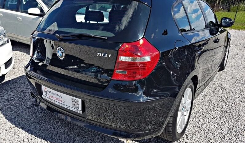 BMW Seria 1 | RWD (tył) | Manualna | 143 KM | Czarny full