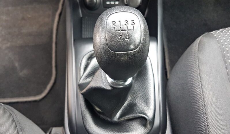 Hyundai i30 | FWD (przód) | Manualna | 109 KM | Czerwony full
