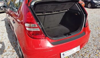 Hyundai i30 | FWD (przód) | Manualna | 109 KM | Czerwony full