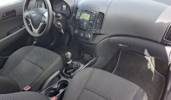 Hyundai i30 | FWD (przód) | Manualna | 109 KM | Czerwony full