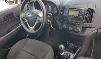 Hyundai i30 | FWD (przód) | Manualna | 109 KM | Czerwony full
