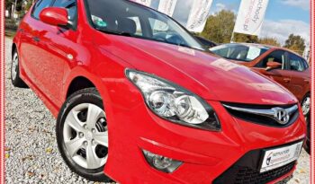Hyundai i30 | FWD (przód) | Manualna | 109 KM | Czerwony full