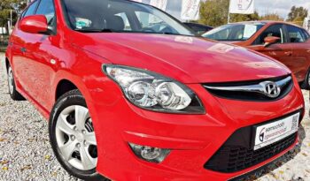 Hyundai i30 | FWD (przód) | Manualna | 109 KM | Czerwony full