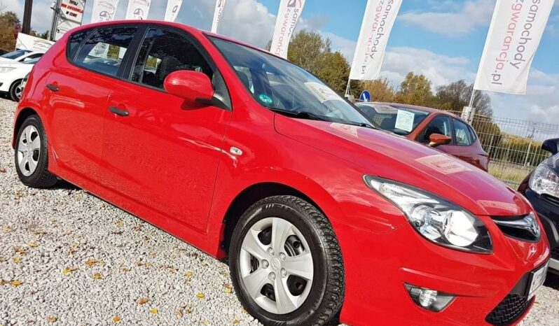 Hyundai i30 | FWD (przód) | Manualna | 109 KM | Czerwony full