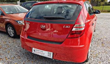 Hyundai i30 | FWD (przód) | Manualna | 109 KM | Czerwony full
