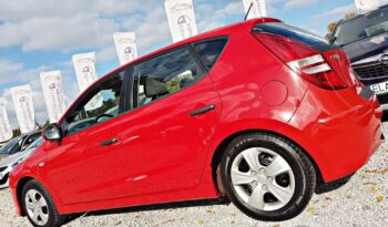 Hyundai i30 | FWD (przód) | Manualna | 109 KM | Czerwony full