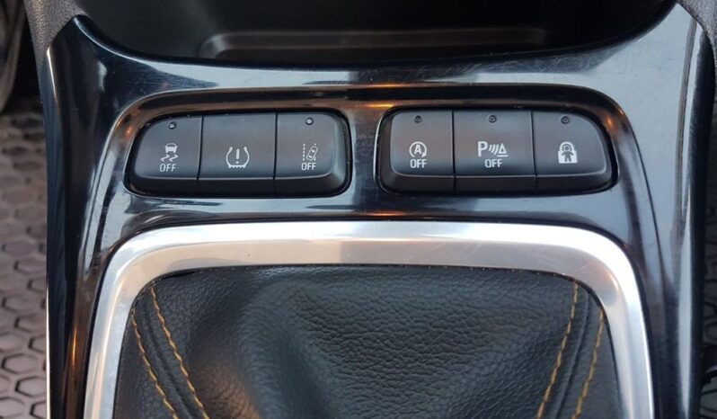 Opel Crossland X | FWD (przód) | Manualna | 130 KM | Srebrny full