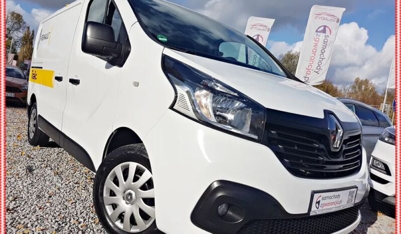 Renault Trafic | Fwd (Przód) | Manualna | 120 Km | Biały