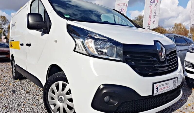 Renault Trafic | FWD (przód) | Manualna | 120 KM | Biały full