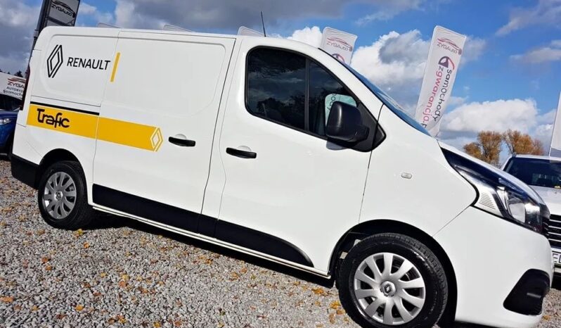 Renault Trafic | FWD (przód) | Manualna | 120 KM | Biały full