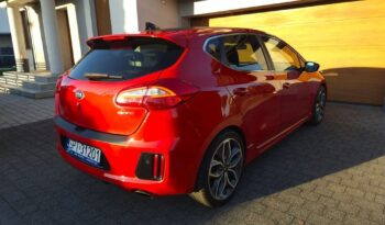 Kia Ceed | FWD (przód) | Manualna | 204 KM | Czerwony full