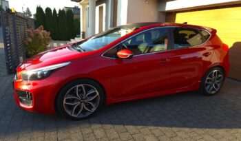 Kia Ceed | FWD (przód) | Manualna | 204 KM | Czerwony full