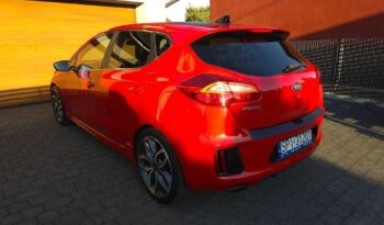 Kia Ceed | FWD (przód) | Manualna | 204 KM | Czerwony full
