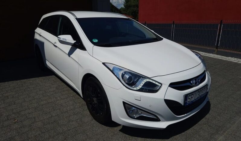 Hyundai i40 | FWD (przód) | Manualna | 135 KM | Biały full