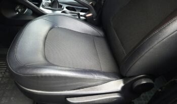 Hyundai ix35 | FWD (przód) | Manualna | 135 KM | Niebieski full