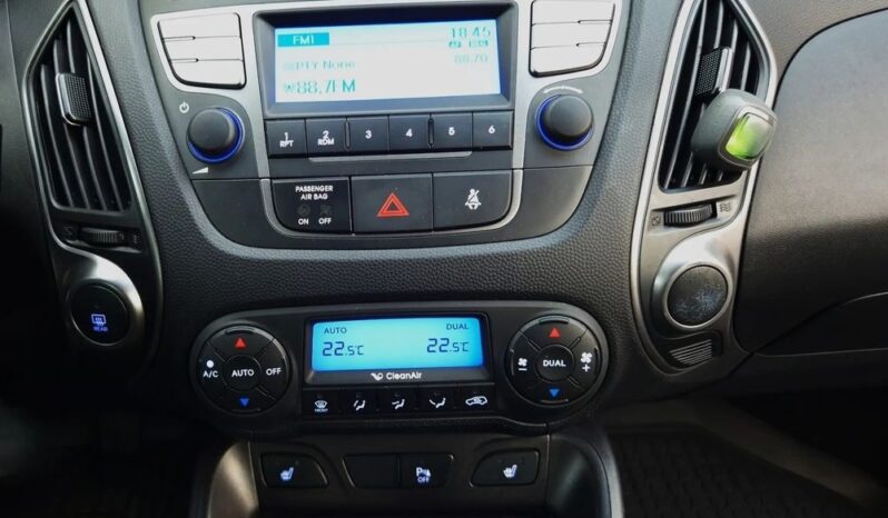 Hyundai ix35 | FWD (przód) | Manualna | 135 KM | Niebieski full