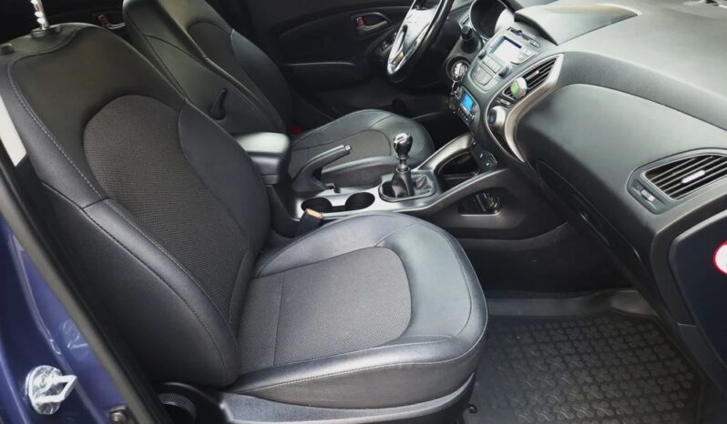 Hyundai ix35 | FWD (przód) | Manualna | 135 KM | Niebieski full
