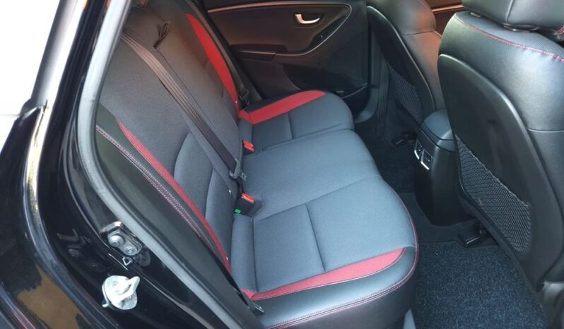 Hyundai i30 | FWD (przód) | Manualna | 186 KM | Czarny full