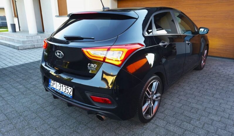 Hyundai i30 | FWD (przód) | Manualna | 186 KM | Czarny full