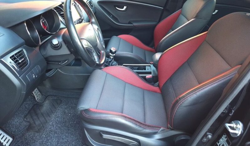 Hyundai i30 | FWD (przód) | Manualna | 186 KM | Czarny full