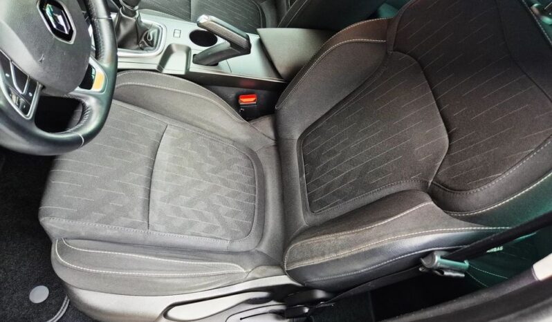 Renault Megane | FWD (przód) | Manualna | 115 KM | Czarny full