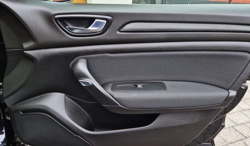 Renault Megane | FWD (przód) | Manualna | 115 KM | Czarny full